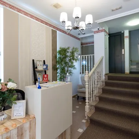 Apartmanhotel Unique 4-1 3*