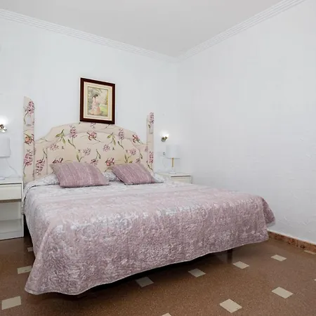 Unique 4-1 Apartmanhotel Torrevieja
